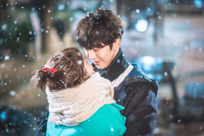 南柱赫 举重妖精金福珠情侣头像 QQ：2268106575更多的图ฅ(^ω^ฅ) 