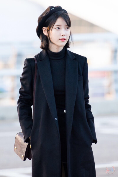 IU 