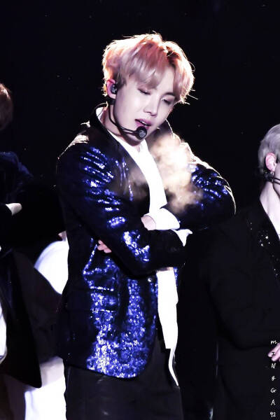 161231 MBC歌谣大祭典 饭拍高清 金南俊 金硕珍 闵玧其 郑号锡 金泰亨 朴智旻 田柾国 BTS CR.LOGO