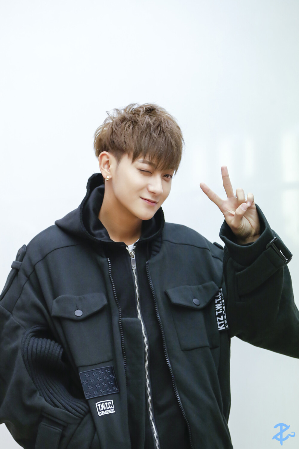 tao韬黄子韬ztaohztswaggytao真正男子汉