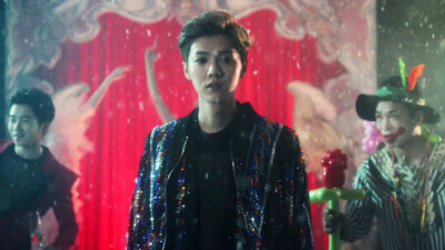 鹿晗 luhan {xplore.微白城市}