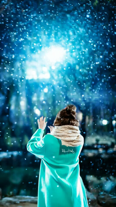 举重妖精金福珠锁屏壁纸