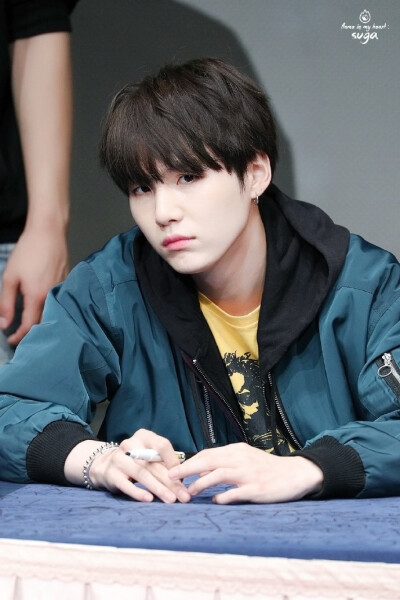 BTS_SUGA 闵玧其