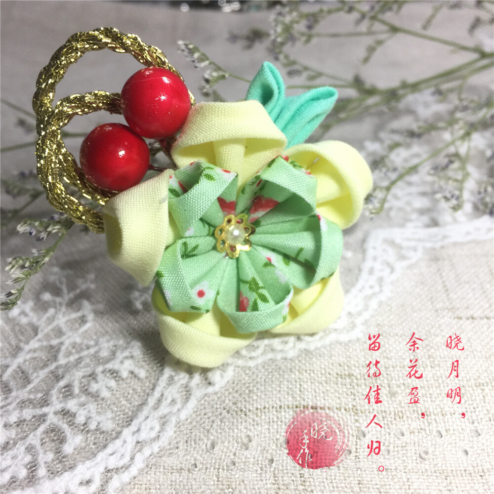 [和风细工]双层梅花发夹，主要材料为棉布。