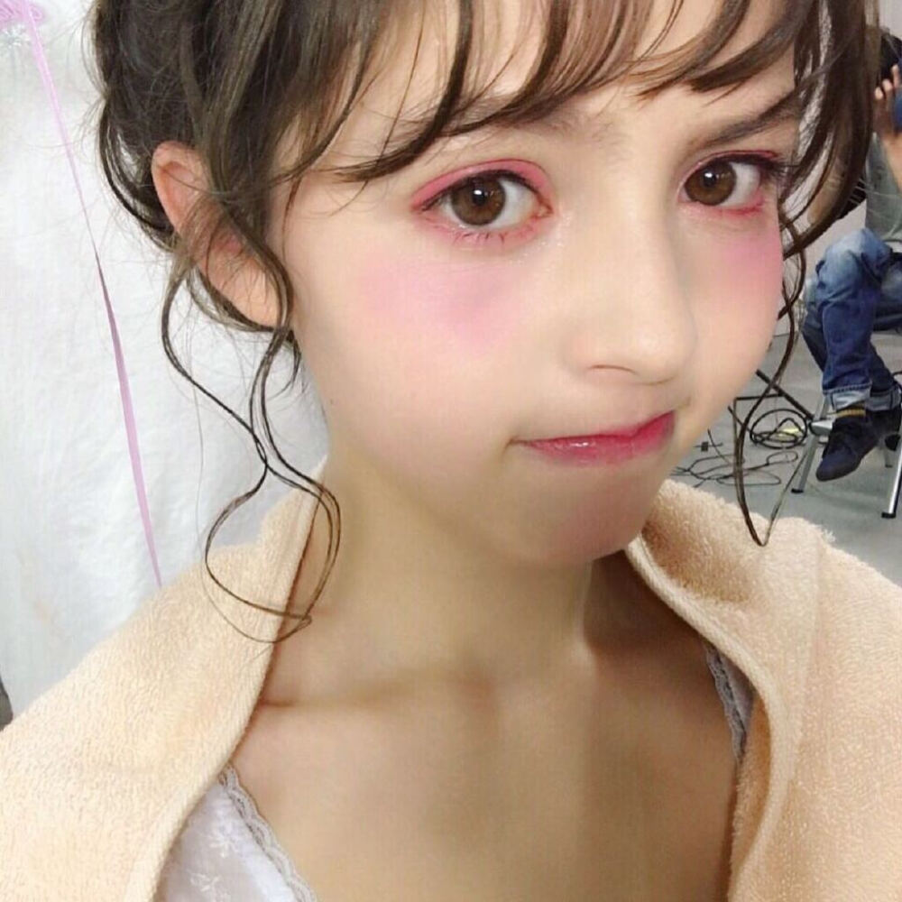 日本模特加藤娜娜inskatouchan