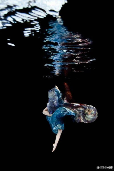 水下唯美摄影艺术Underwater Photography by Ilse Moore ​​​