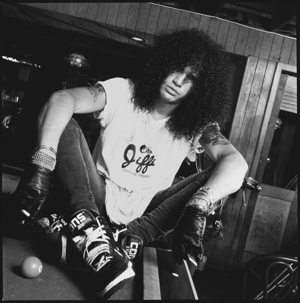 Slash)