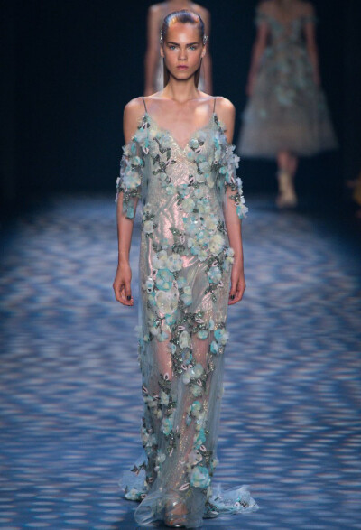 被Marchesa的仙女纱裙击中 l Marchesa Spring-2017-Ready-To-Wear