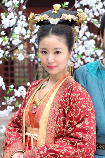 倾世皇妃-马馥雅-林心如饰