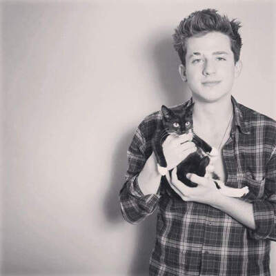 Charlie Puth断眉