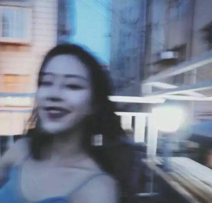 告诉自己要坚强，匆匆几年一晃而过，时间不等我，我在赶时间。