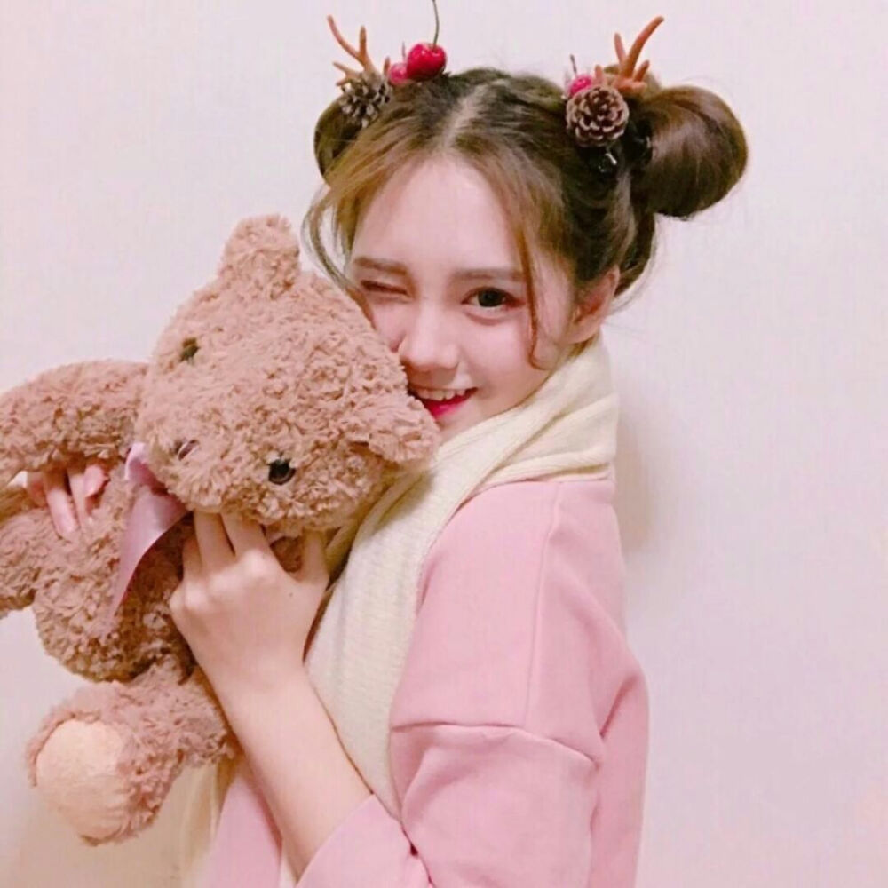 告诉自己要坚强，匆匆几年一晃而过，时间不等我，我在赶时间。