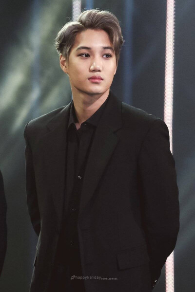 EXO 金钟仁 KAI 0114生日快乐 一起走下去吧！