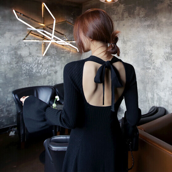 韩国女装2017春装中长款收腰露背系带针织连衣裙ke