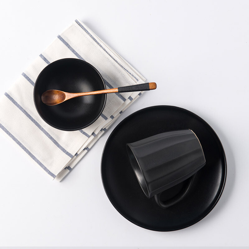 lototo日式黑美人经典一人食碗碟盘子马克杯木勺餐布陶瓷餐具套装