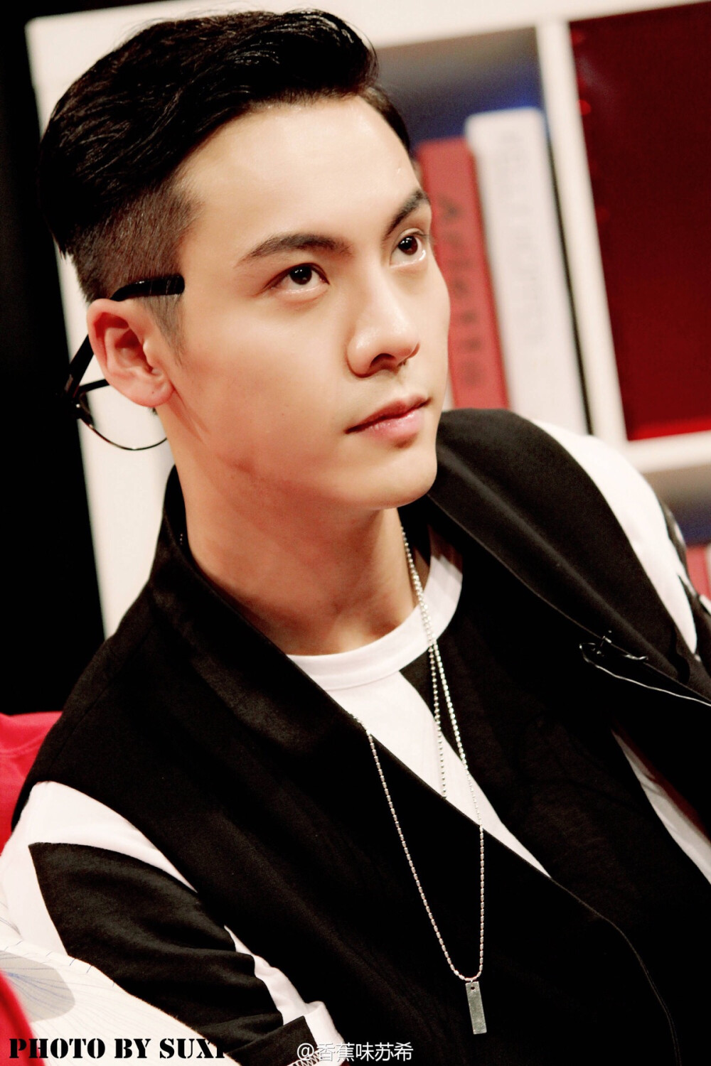 你一眨眼星星都落下来140730陈伟霆乐视亿星club录制crlogo