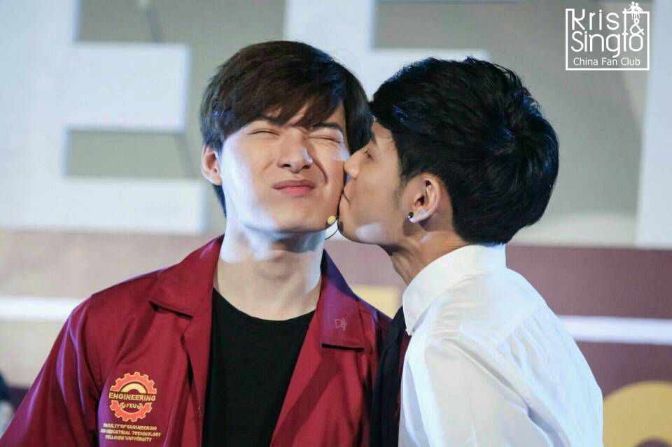 #SingtoPrachaya##KristPerawat# #一年生#甜腻腻的见面会图集2