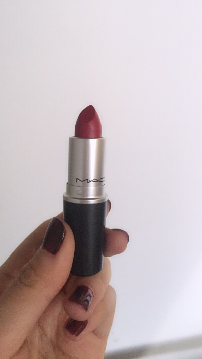 Ruby woo 