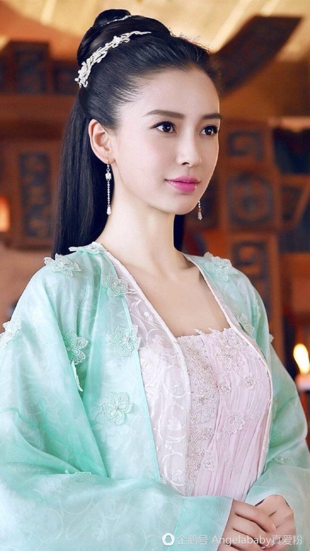 雨欣°
Angelababy
『头像♡美图♡北鼻』
〖白娉婷〗〖霍云歌〗
〖贝微微〗〖何以玫〗
「孤芳不自赏」