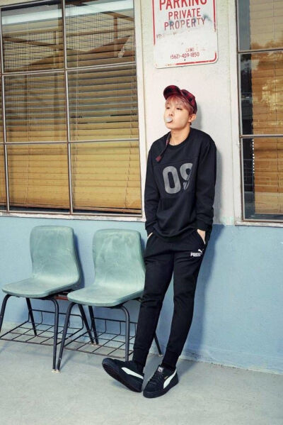 郑号锡j hope
PUMA