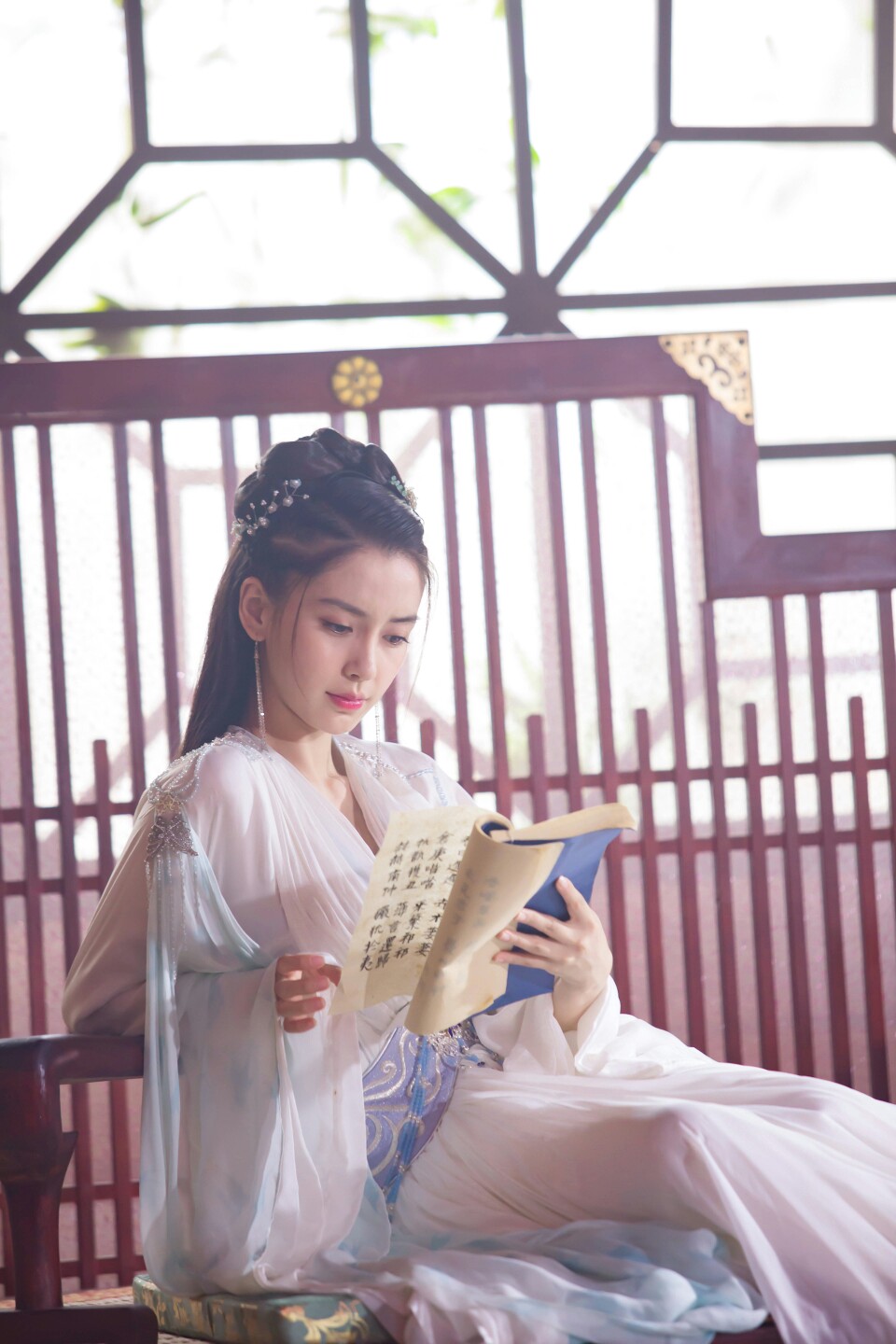 -Angelababy 杨颖 孤芳不自赏-