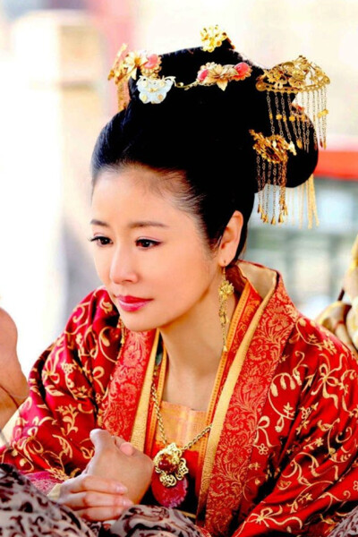 倾世皇妃-马馥雅-林心如饰