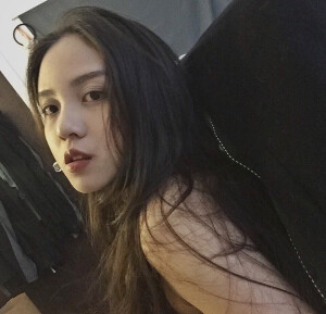 饭团的头像『韩风』『非原创』
<来自一个可爱的堆糖小用户   氿栀>(´ω` )