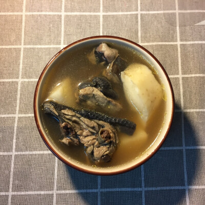 乌鸡山药汤