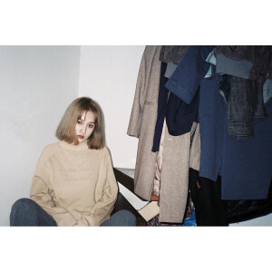 饭团的头像『韩风』『非原创』
<来自一个可爱的堆糖小用户   氿栀>(´ω` )