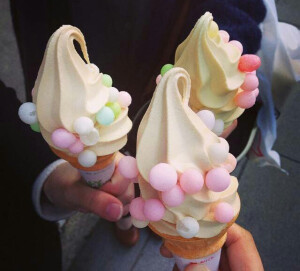 【五彩跳跳球冰淇淋 】
✧ tea ✿time☆* 