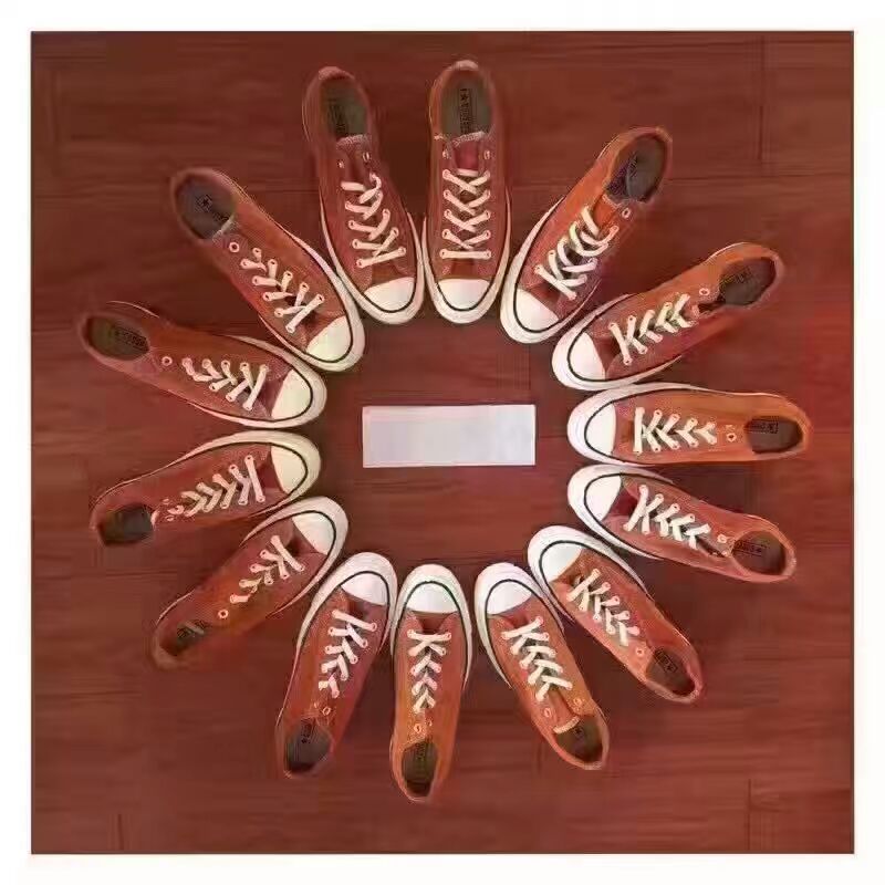 匡威复古橘，今年很兴的脏橘色，喜欢