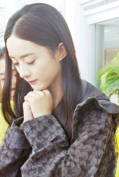 其个人凭借该剧先后获得第6届澳门国际电视节金莲花最佳女主角奖、第6届国剧盛典最具收视号召力演员奖、第22届上海电视节白玉兰奖最佳女主角奖提名、第28届中国电视金鹰奖观众喜爱的女演员奖。