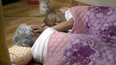 亲爱的，不要跨过那条江