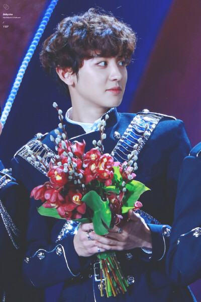 #朴灿烈##朴灿烈missing9李烈# 【参与gaon投票】【购买ceci杂志】的朋友，抽一人，送布鲁斯一只，邮费我出，转发带截图即可 ​​​​