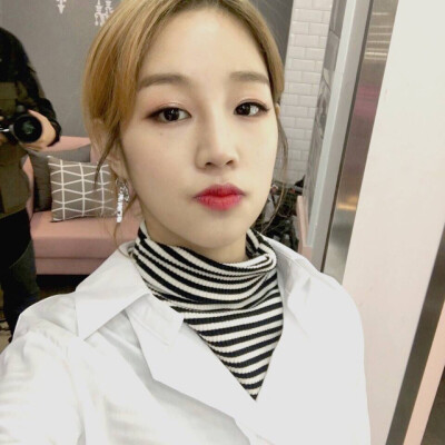 박보람 朴宝蓝 Park Bo Ram