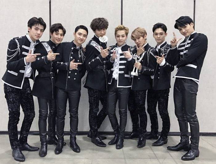EXO