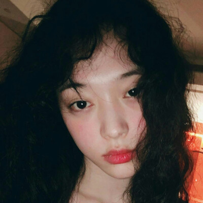 韩国女爱豆头像 崔雪莉Sulli