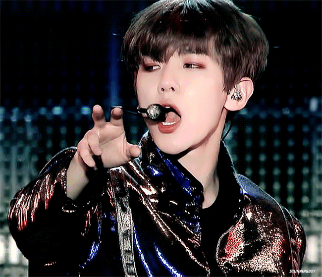 exo边伯贤baekhyun