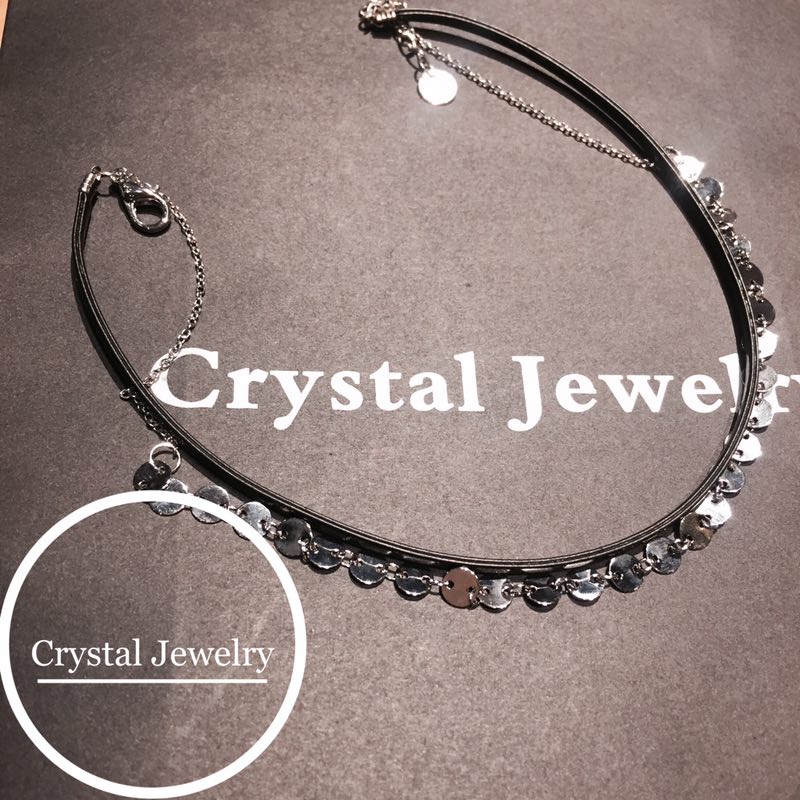 Crystal Jewelry ??皮带银色亮片颈链 大小可调 延长链很长 超百搭 酷酷的一款??