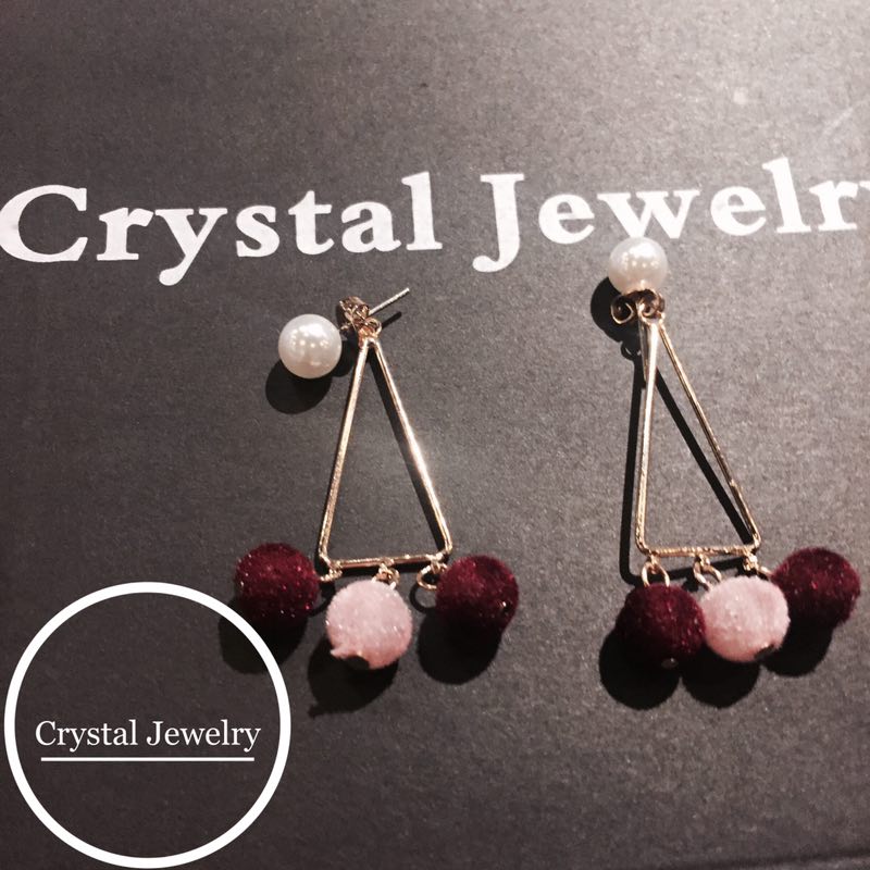 Crystal Jewelry 三角酒红色➕粉色球球 超有质感 两种戴法 珍珠可单独戴 超仙