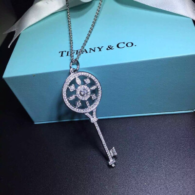 TIFFANY镶钻太阳花项链