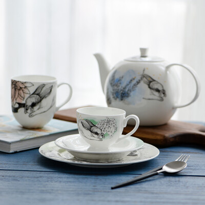 出口英国骨瓷咖啡杯碟红茶杯 下午茶茶具套装组 手绘森系文艺兔