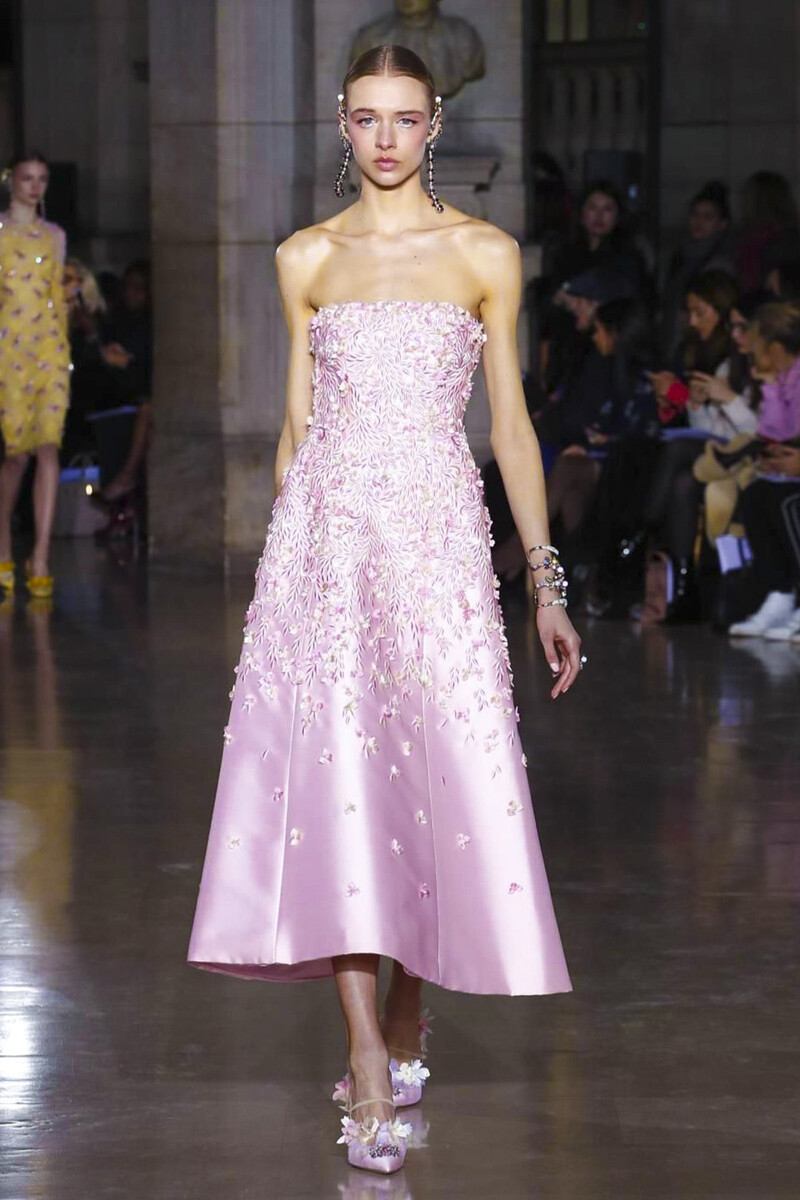 乔治斯·荷拜卡（Georges Hobeika）2017春夏高定系列巴黎时装周