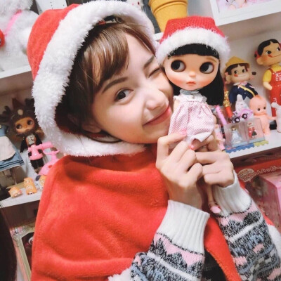 女头像 by：朵莉✔️