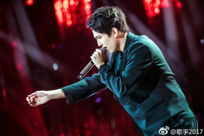 进口小哥哥 迪玛希 Dimash 歌手