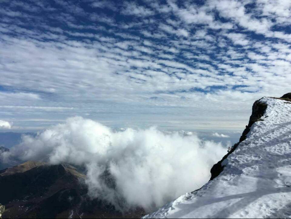 终于踏上雪山
并没有想象中激动