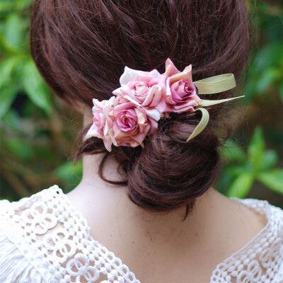 推荐款，原创设计森林系森女淡雅粉色花朵缎带发梳