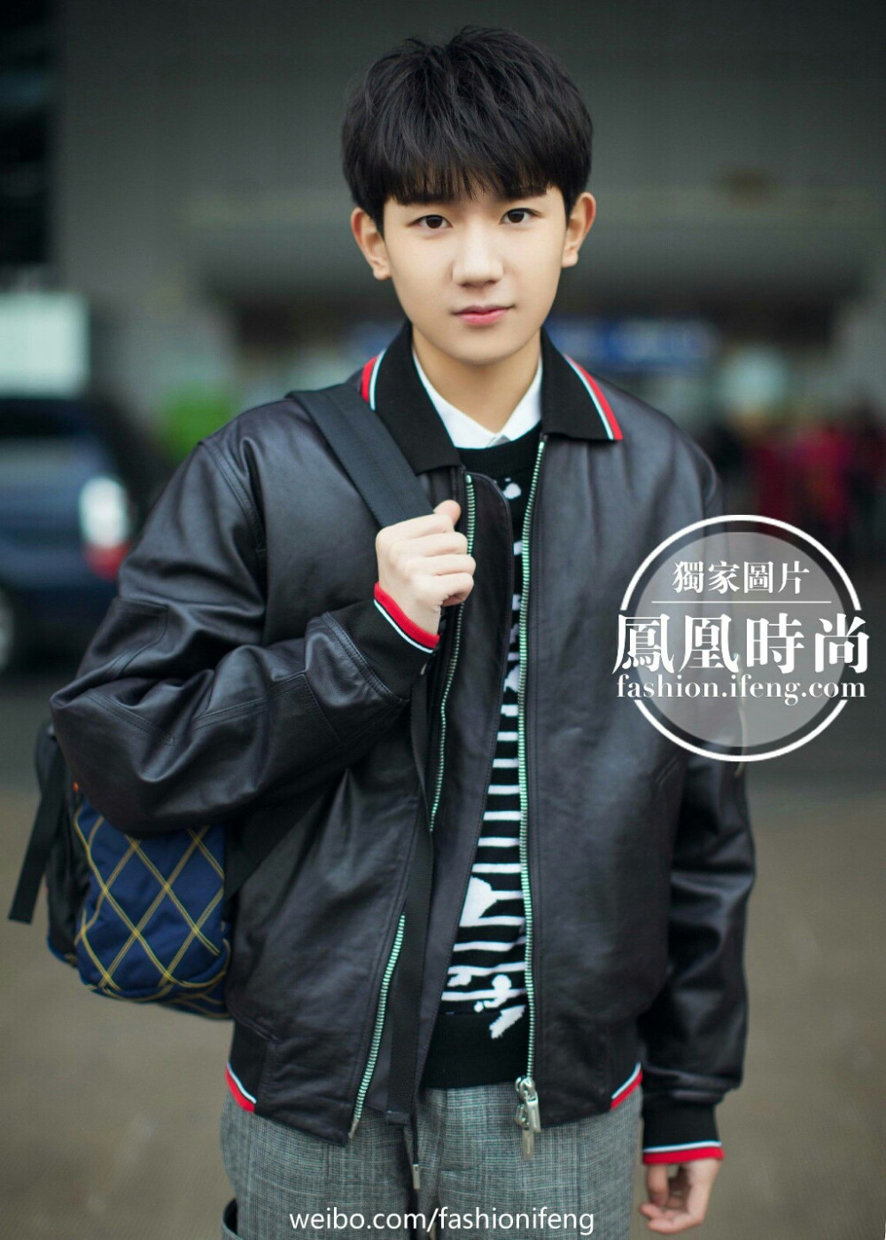 tfboys roy 王源 街拍 cr.微博@凤凰时尚