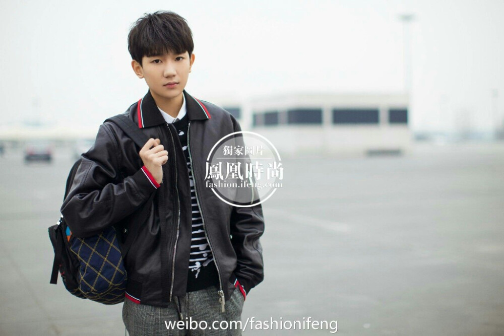 tfboys roy 王源 街拍 cr.微博@凤凰时尚