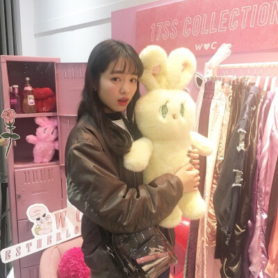 横田真悠